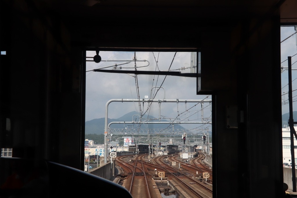 02.jpg