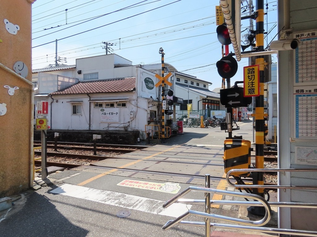 02.jpg