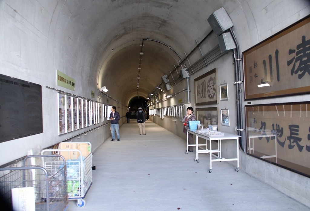 08.jpg